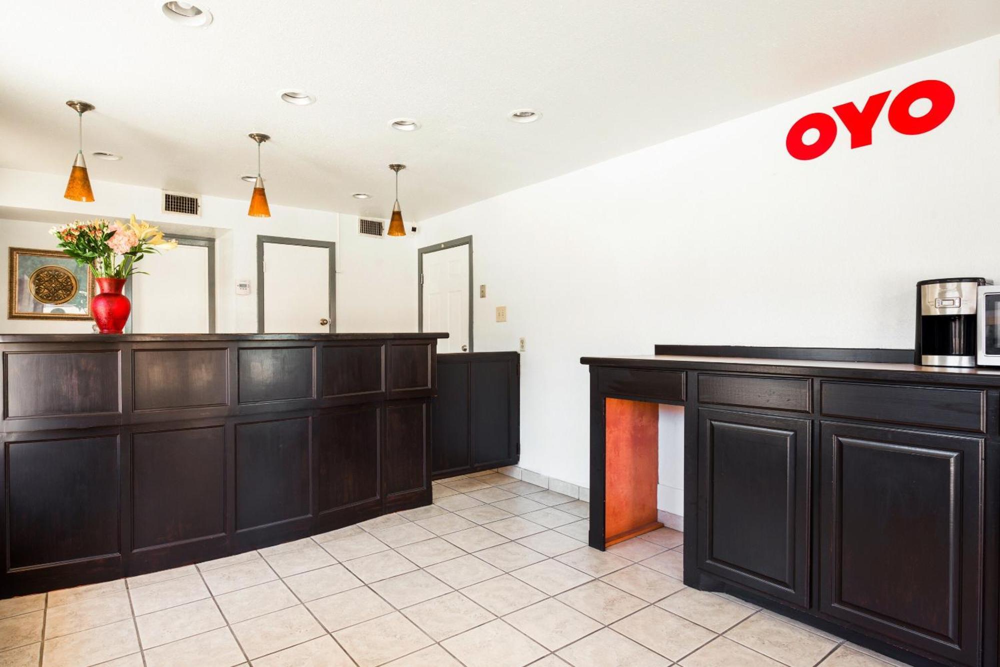 Oyo Hotel Groesbeck Εξωτερικό φωτογραφία