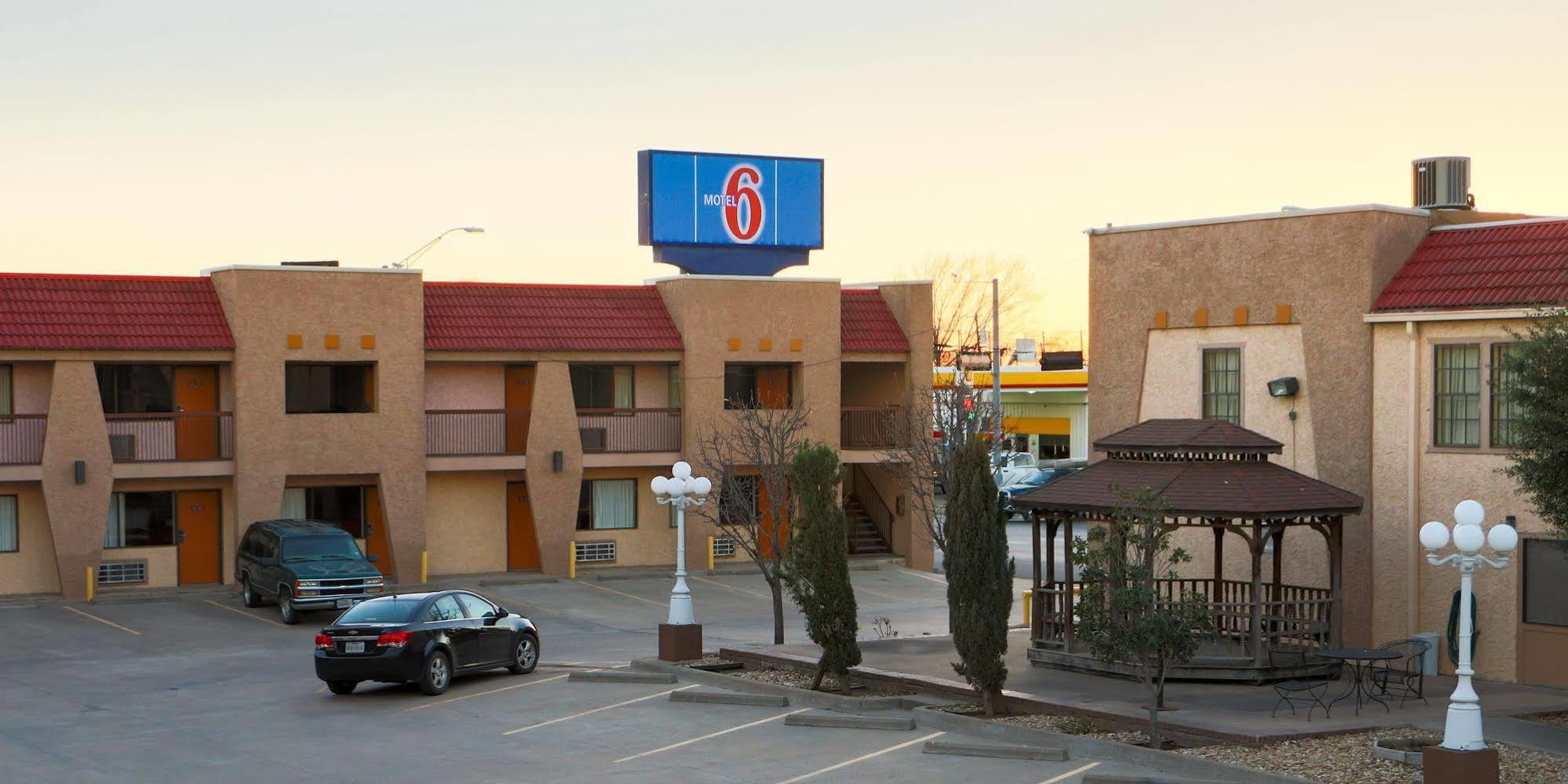 Oyo Hotel Groesbeck Εξωτερικό φωτογραφία